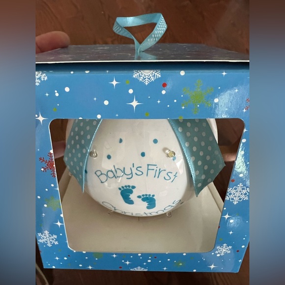 Baby’s 1st Christmas Ornament - Picture 2 of 2